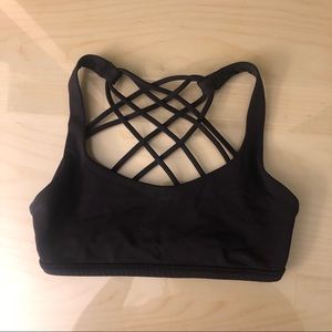 Lululemon free to be wild sports bra
